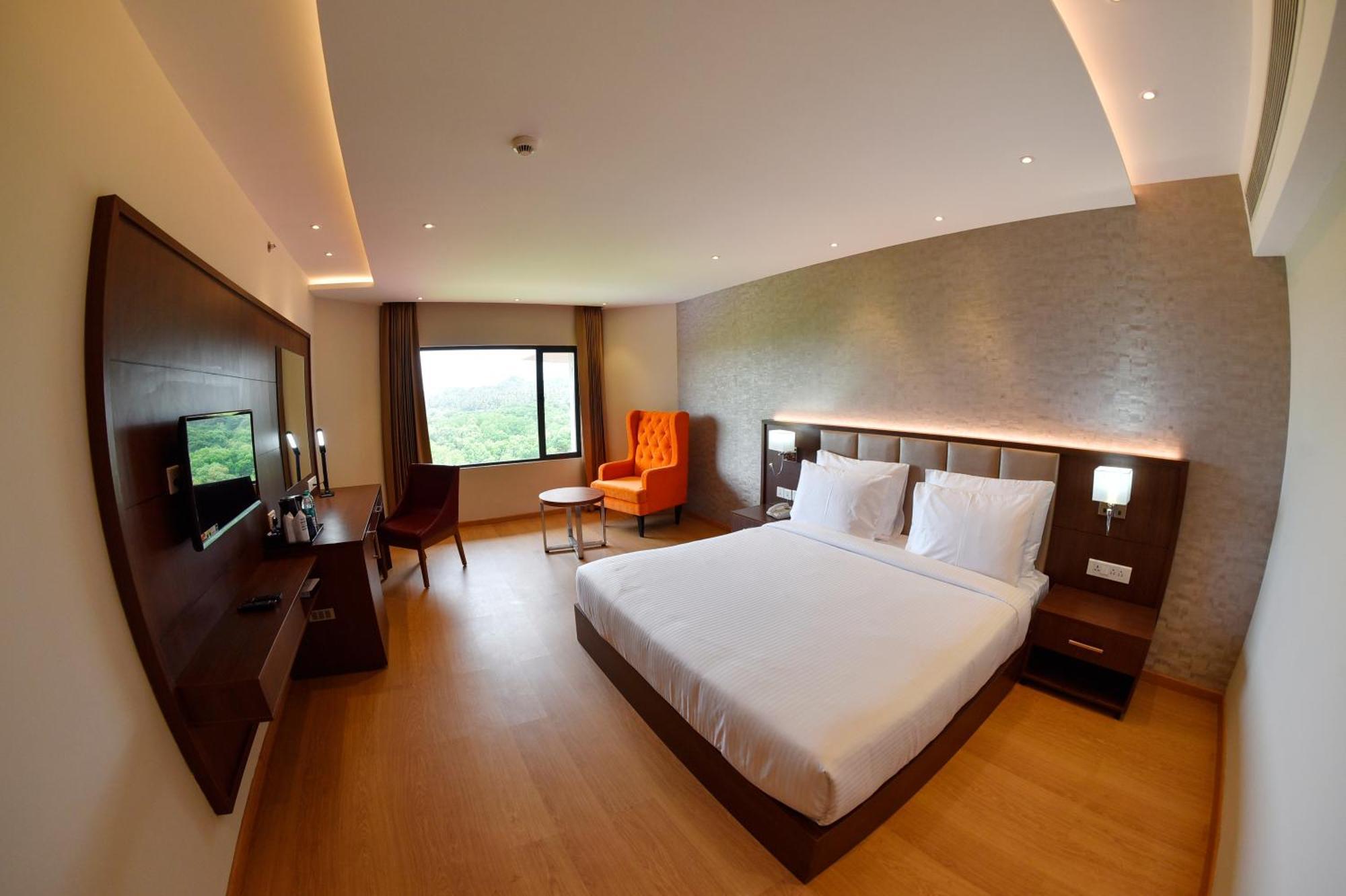 The Pearl View Hotel Mulappilangad Exterior photo